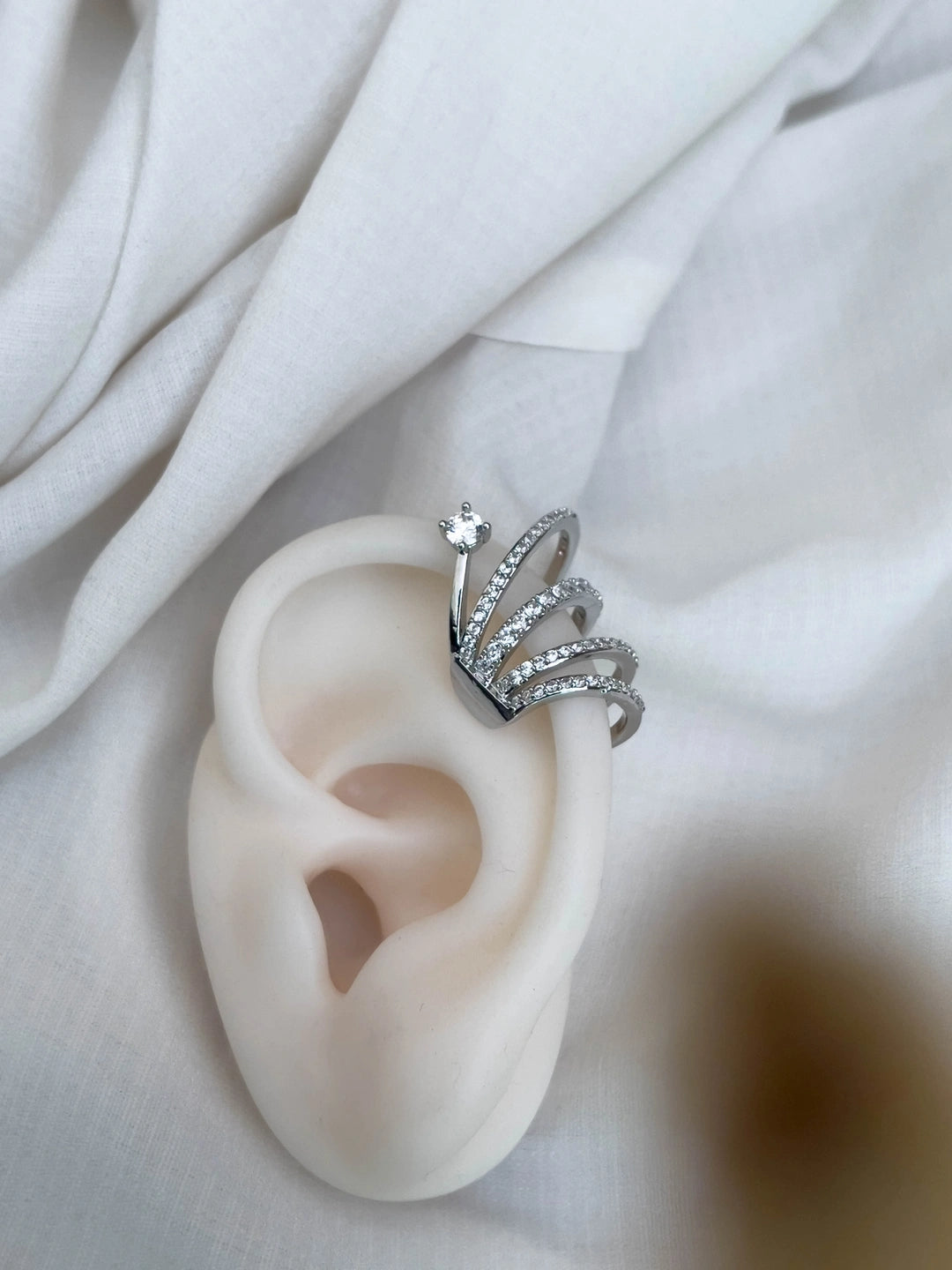 Ishhaara Incandescent Crossover Earcuff Earrings