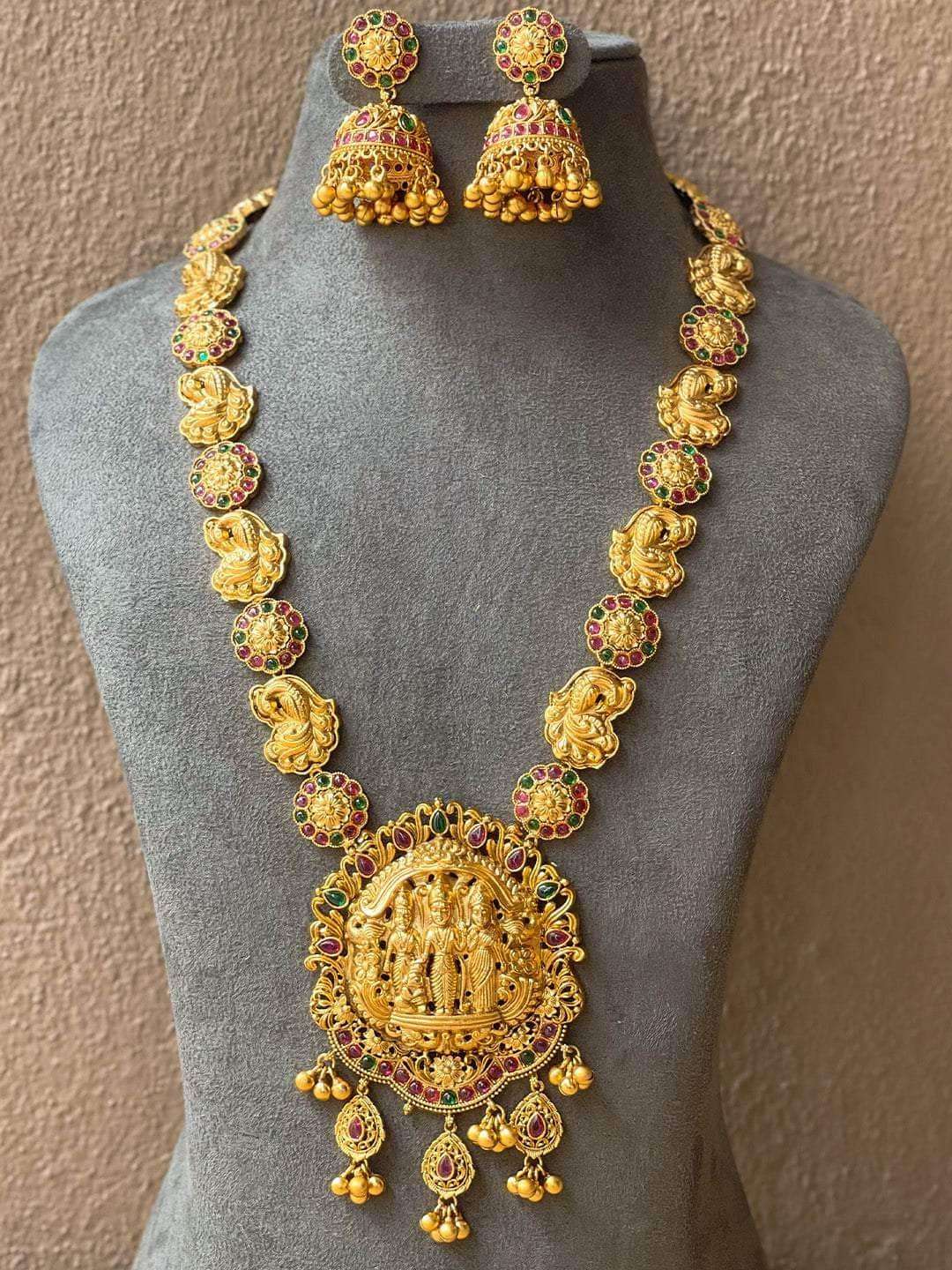 Ishhaara Intricately Carved Antique Sita Ram Haram