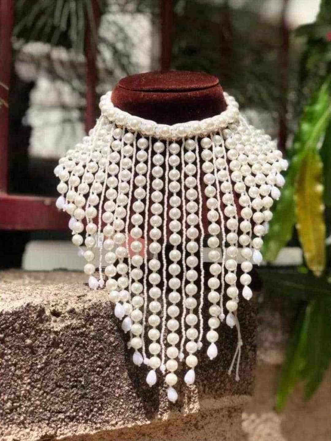 Ishhaara Ishita Mangal In Pearl Tassel Necklace