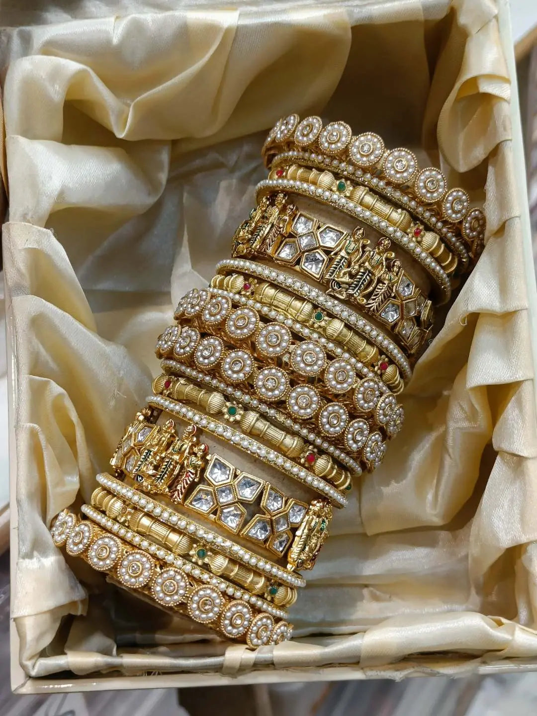 Buy Jaipuri Rajwadi Kundan Work Bangle Kada Set Online Ishhaara