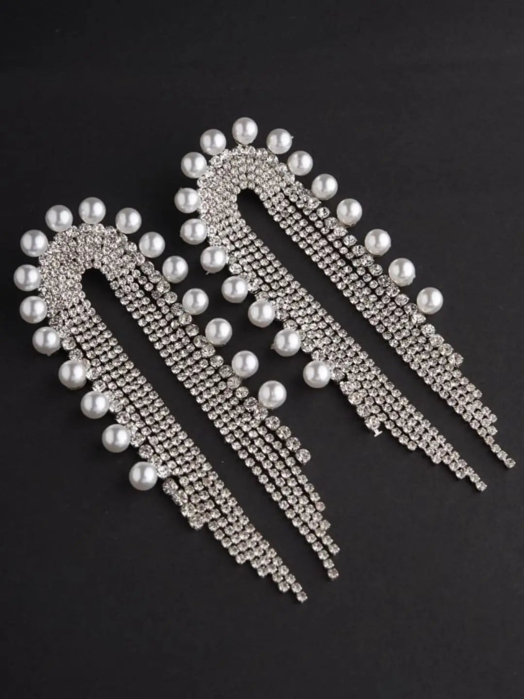 Ishhaara Julia Pearl Tassel Earring