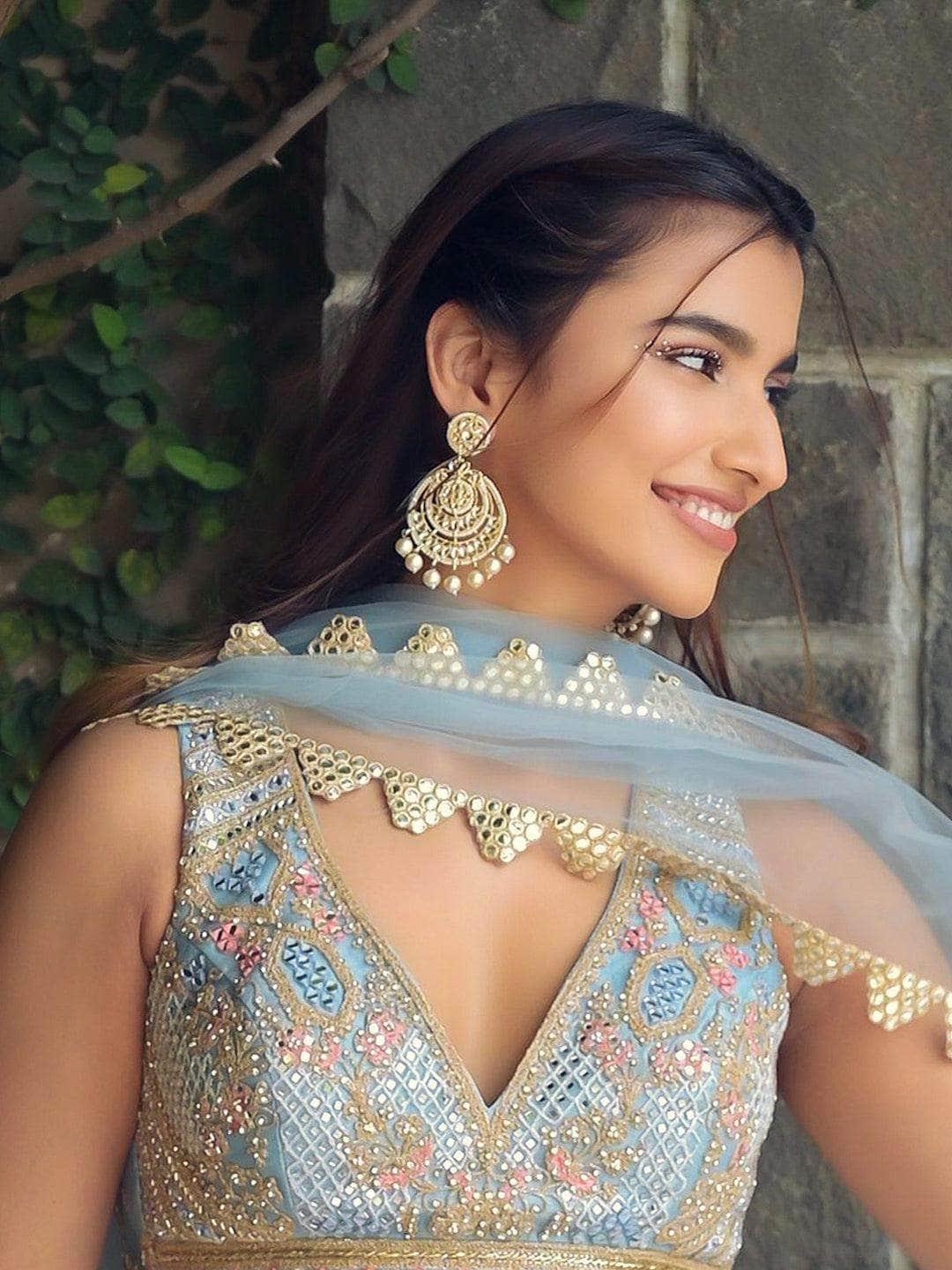 Ishhaara Kinjal In Kundan Chandbali Earrings With Pearls
