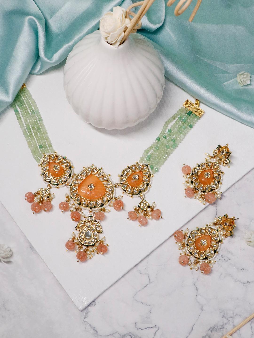 Ishhaara Kinjal In Pendant Choker Set