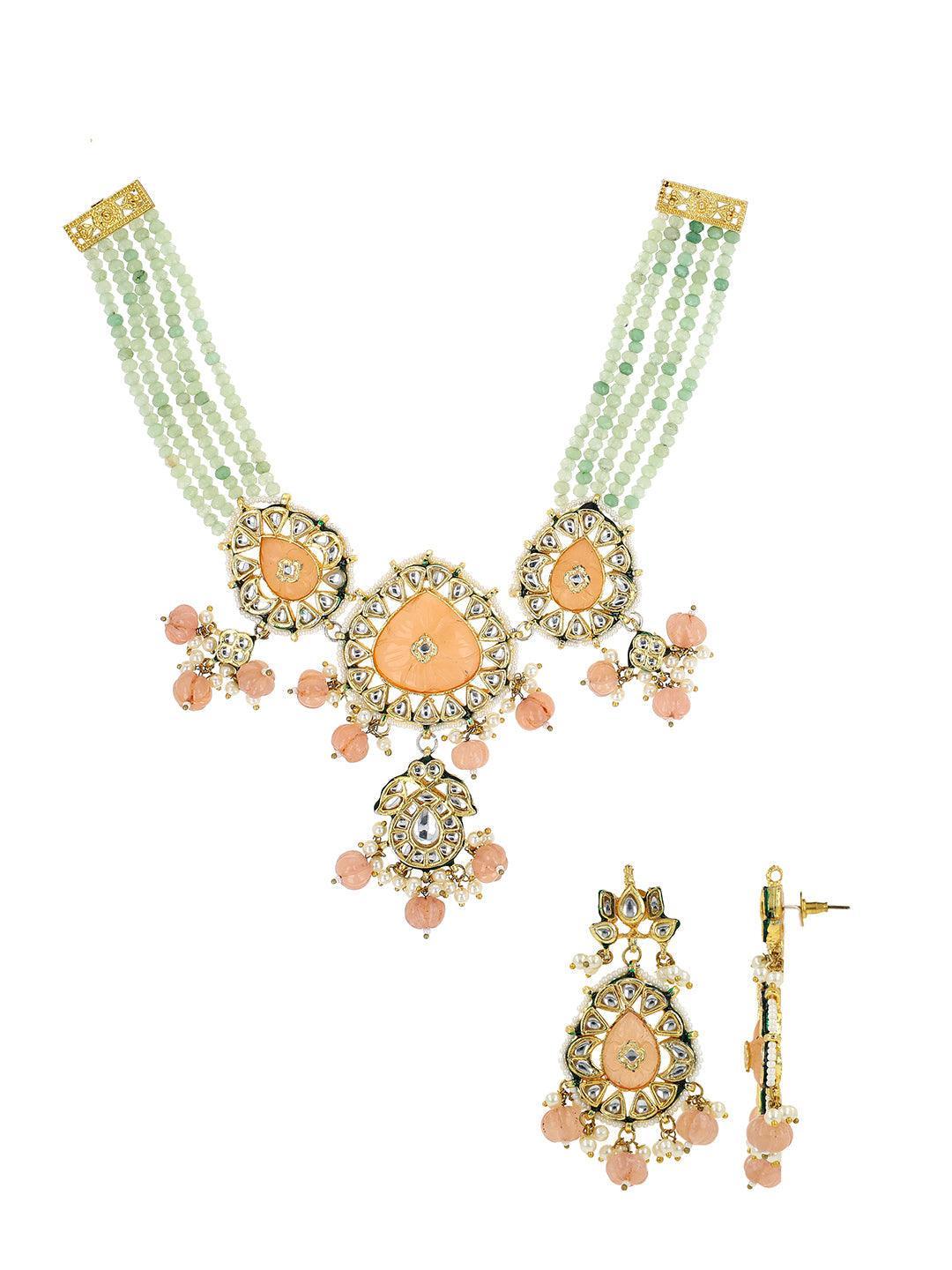 Ishhaara Kinjal In Pendant Choker Set