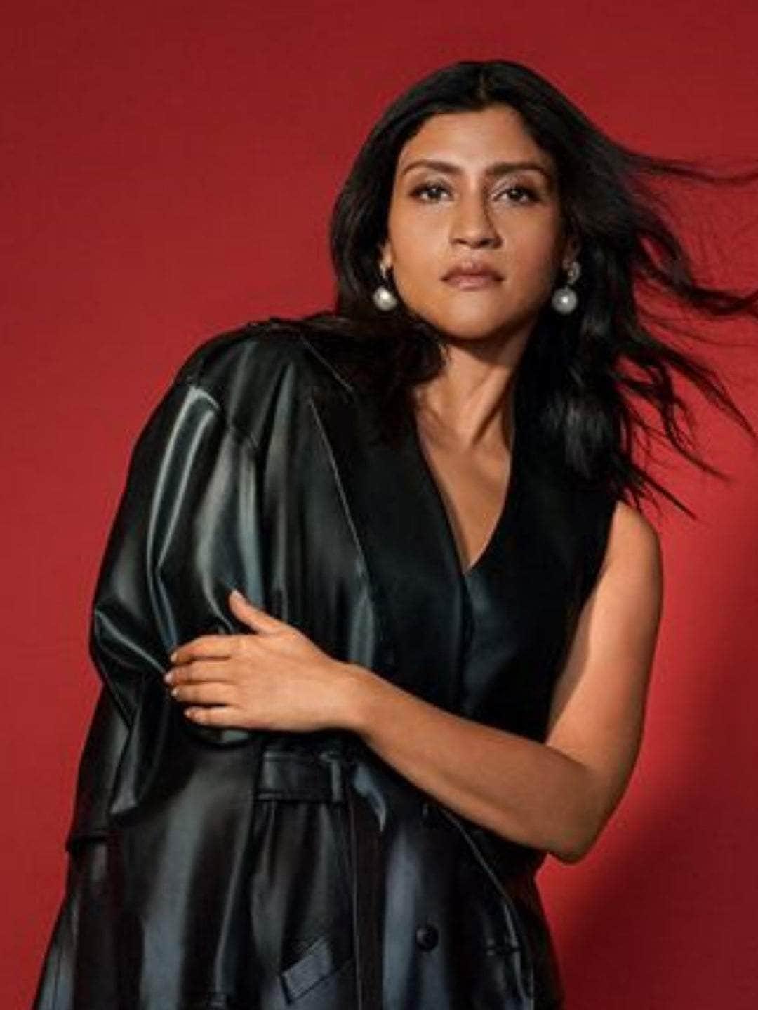 Ishhaara Konkona Sen Sharma In Pearl Drop Earrings