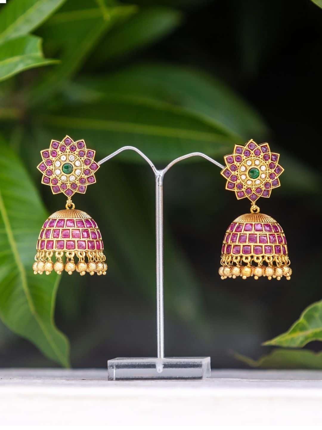 Ishhaara Kundan Floral Jhumkas