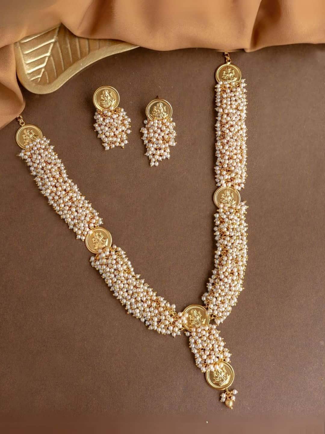 Ishhaara Lakshmi Clustered Pearl Haram