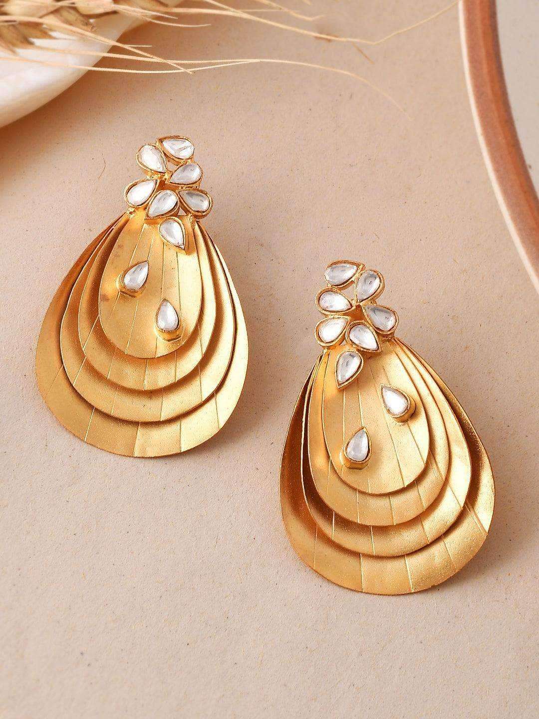 Ishhaara Layered Oval Earrings