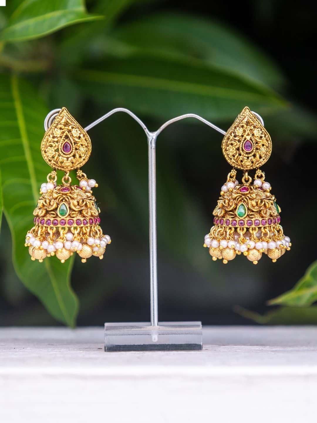 Ishhaara Leaf Designed Kemp Stone Jhumka