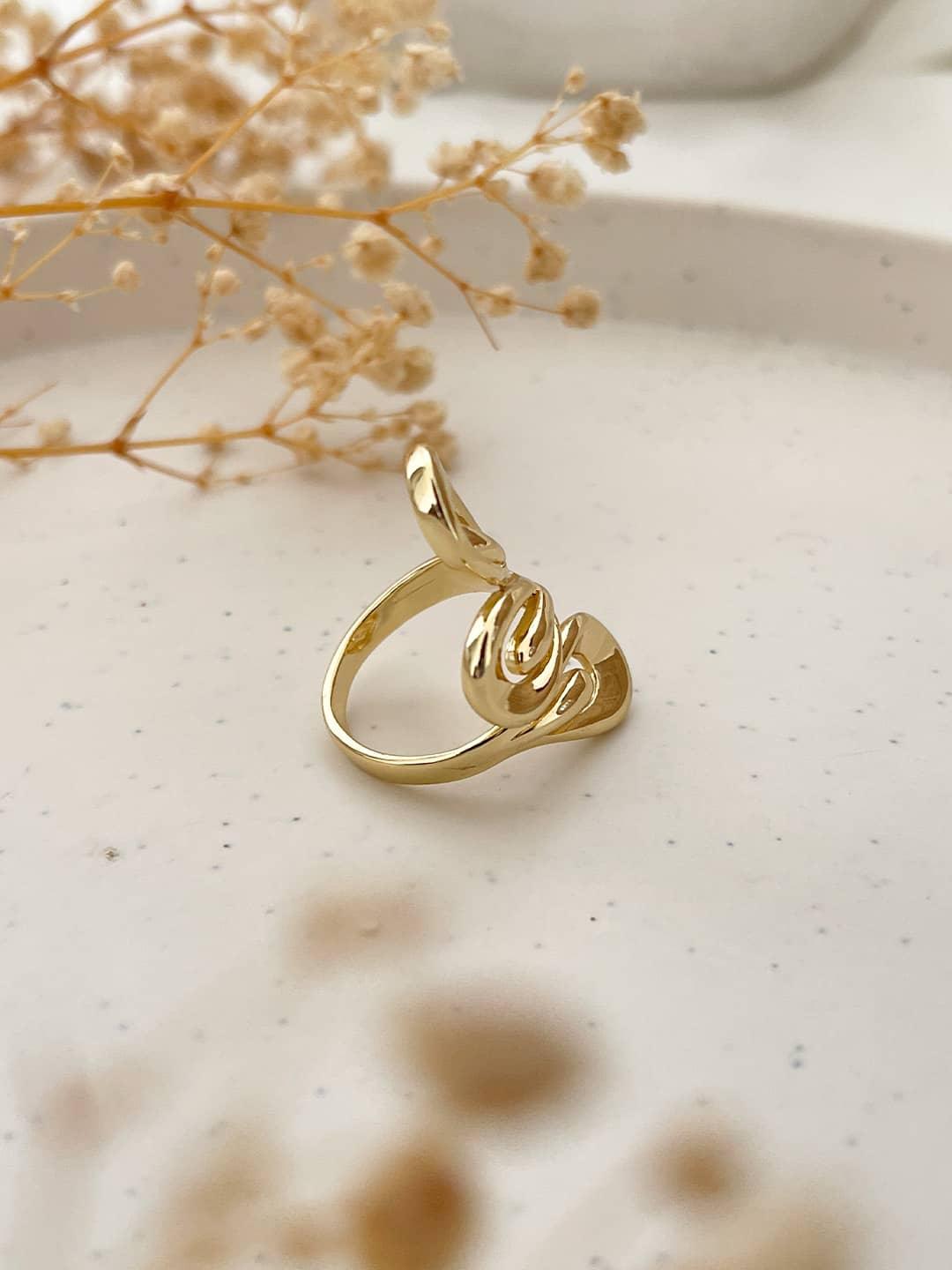 Ishhaara Leaf Wrap Ring