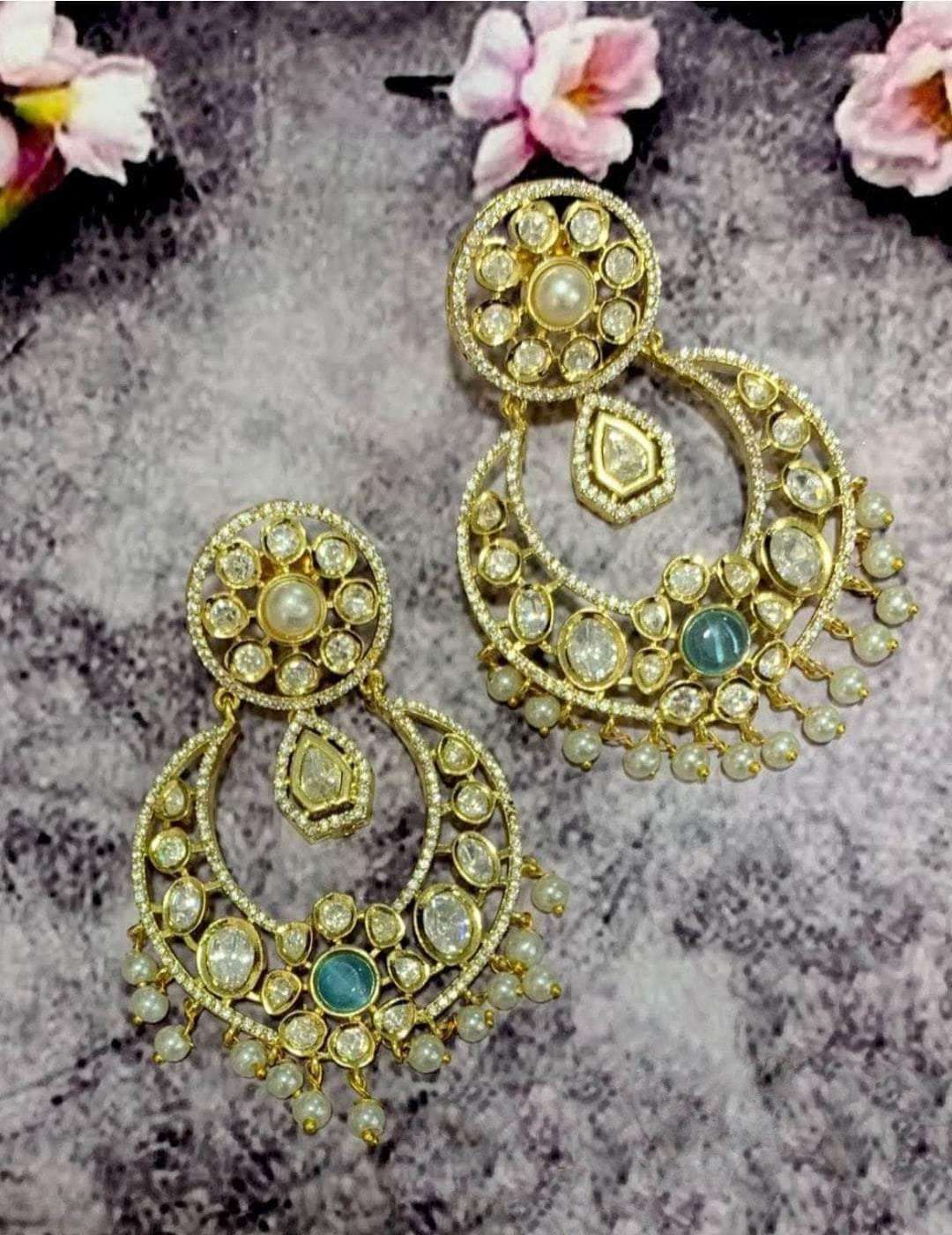 Ishhaara Chandbali Moti Kundan Earring