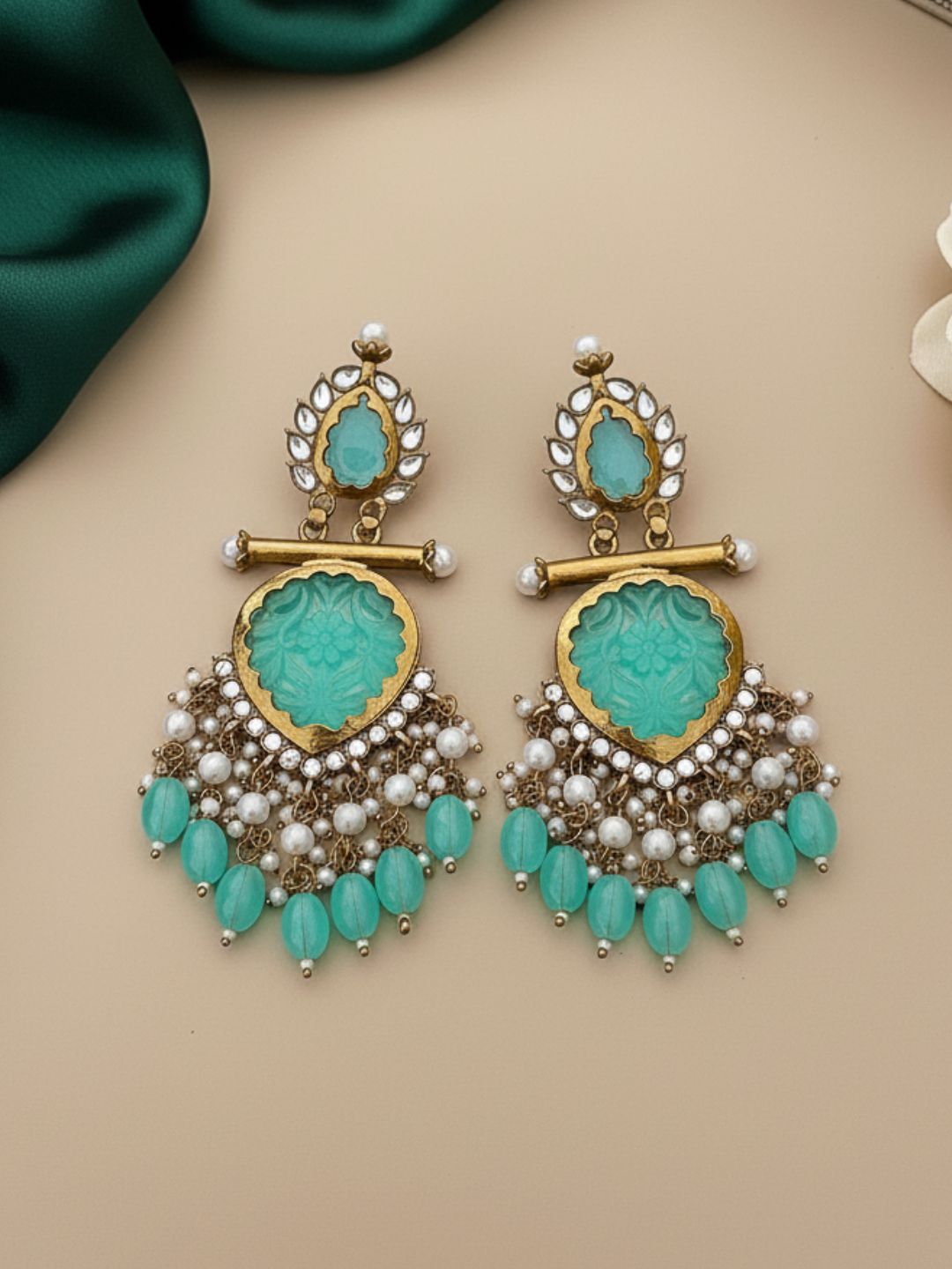 Ishhaara Karishma K Tanna In Cutwork Chandbali Earrings
