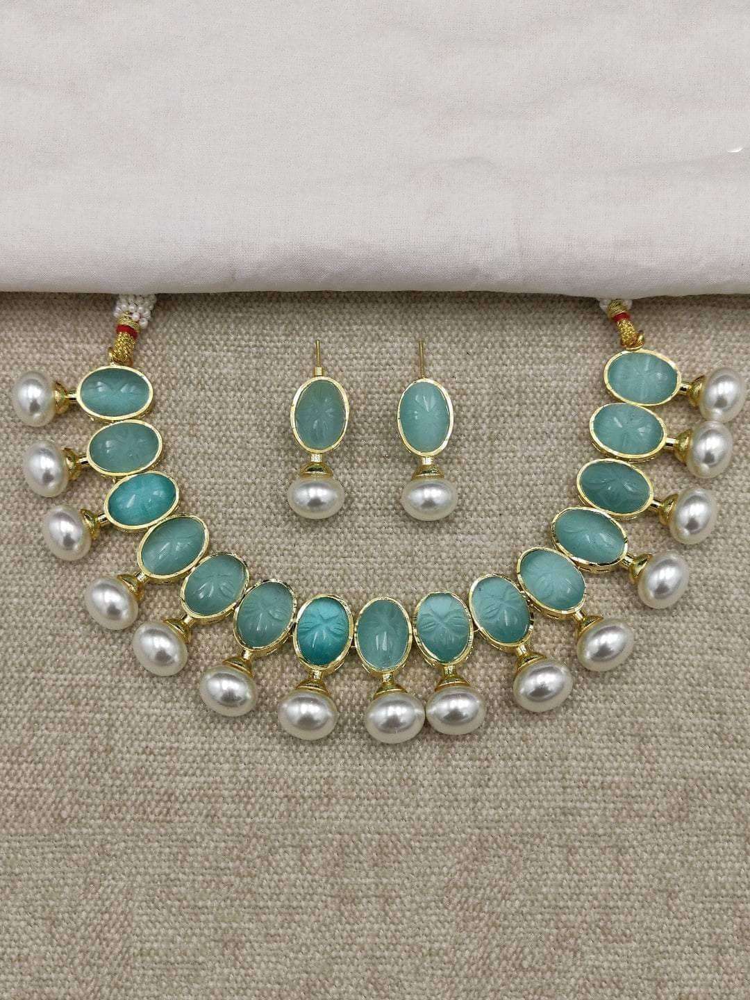 Ishhaara Regal Pearlish Necklace