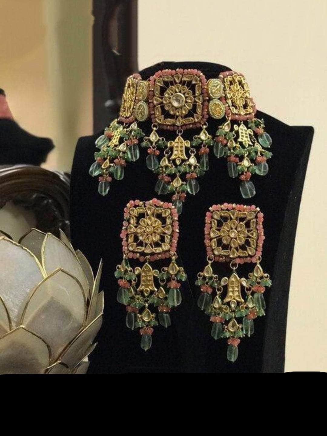 Ishhaara 3 Square Necklace Choker