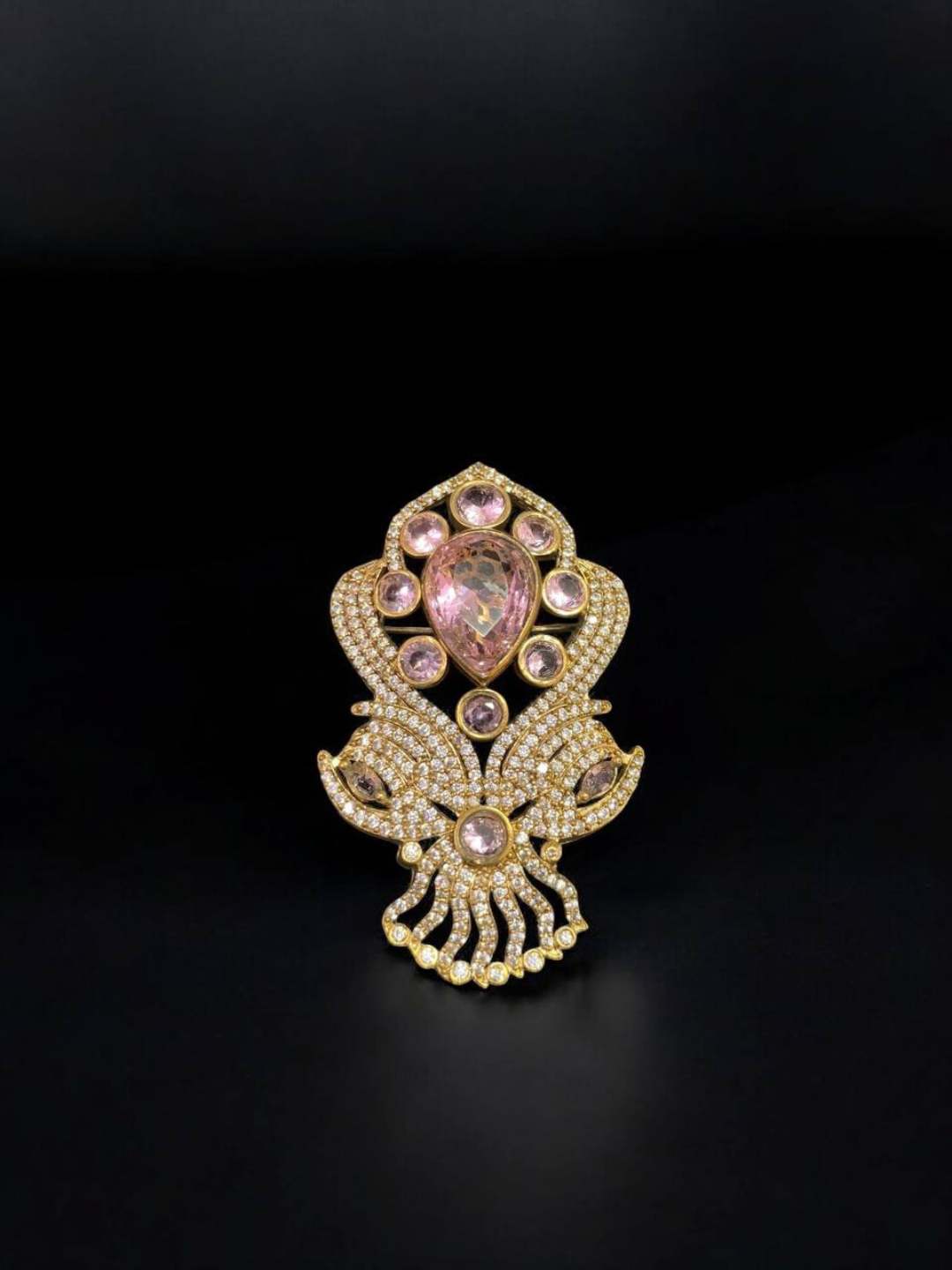 Ishhaara Light Pink Gold Embellished Victorian Heart Brooch