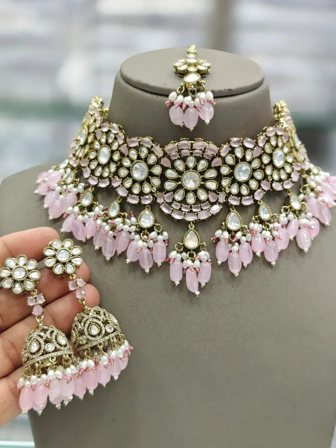 Ishhaara Pink Victorian Floral Shaped Polki Kundan Necklace