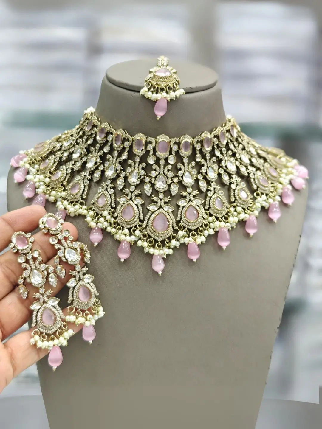Ishhaara Light Pink Victorian Polish With Ad Stones Bridal Choker