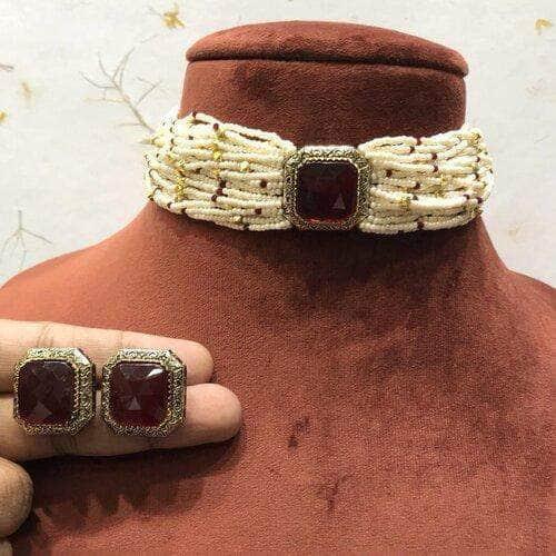 Ishhaara Square Pendant Pearl Choker