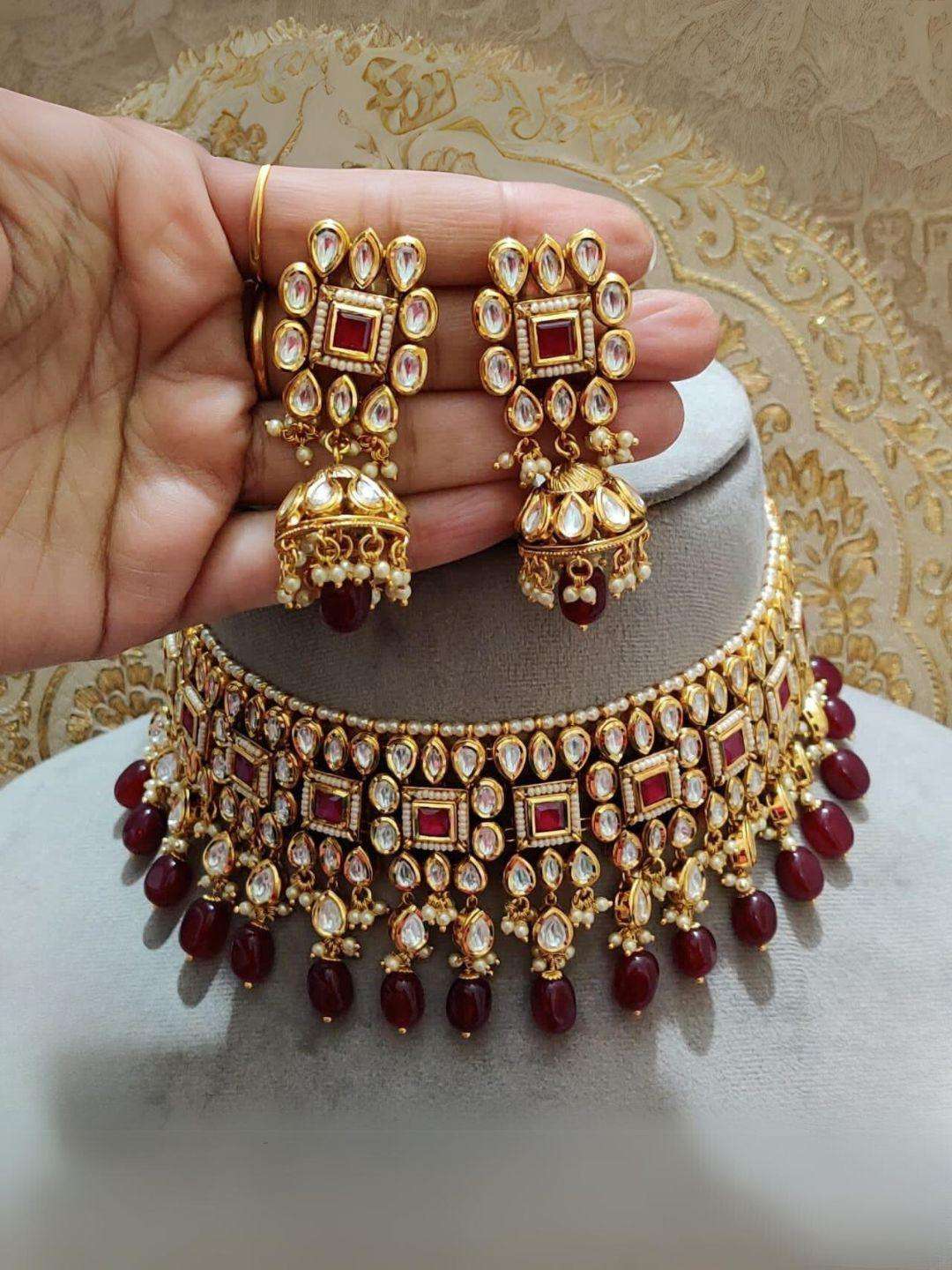 Ishhaara Marron Pearl Beeds Studded Kundan Choker