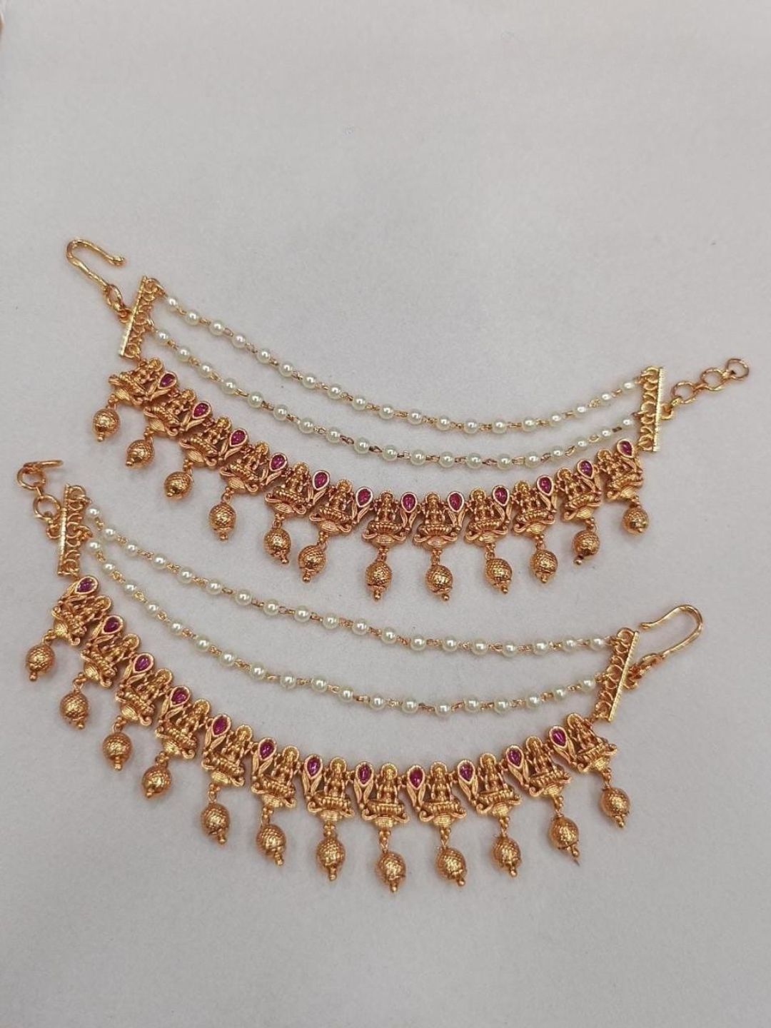 Ishhaara Matte Finish Kemp And Lakshmi Studded Ear Chains