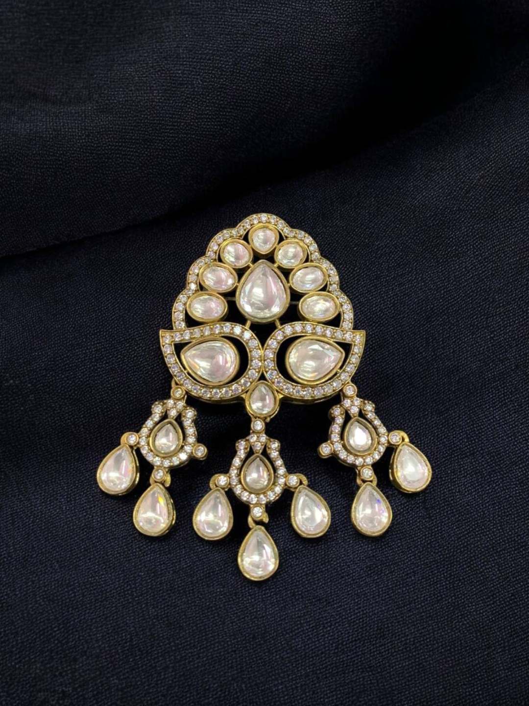 Ishhaara Moissanite Polki Studded Groom Brooch