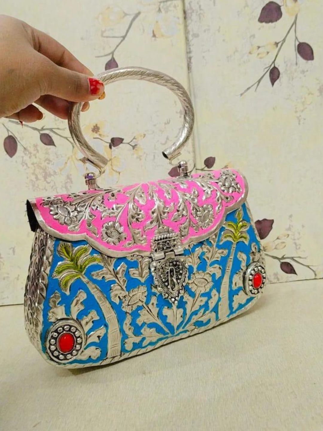 Ishhaara Multi Colored Vintage Styled Metal Clutch