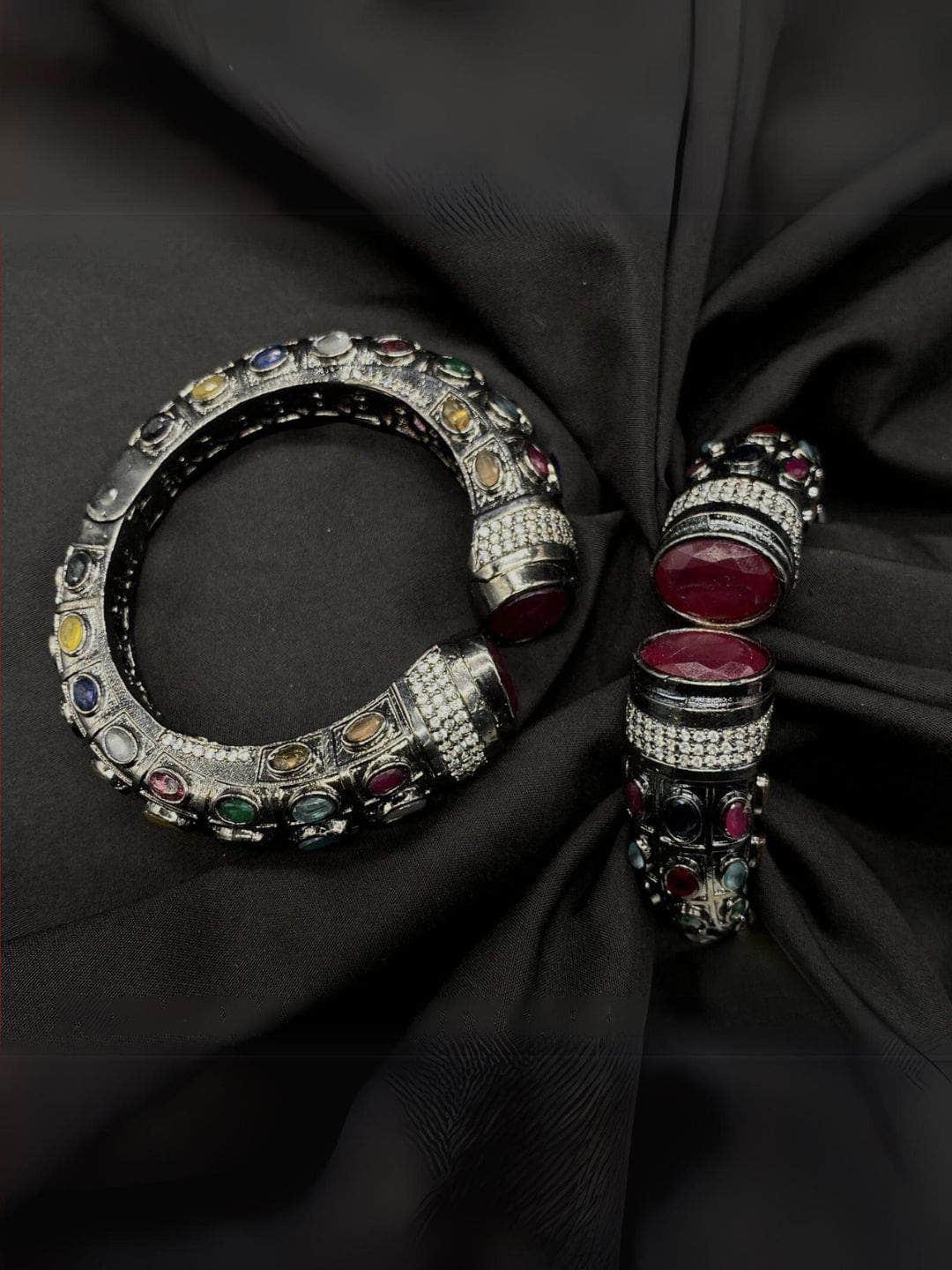 Ishhaara Victorian Openable Kada