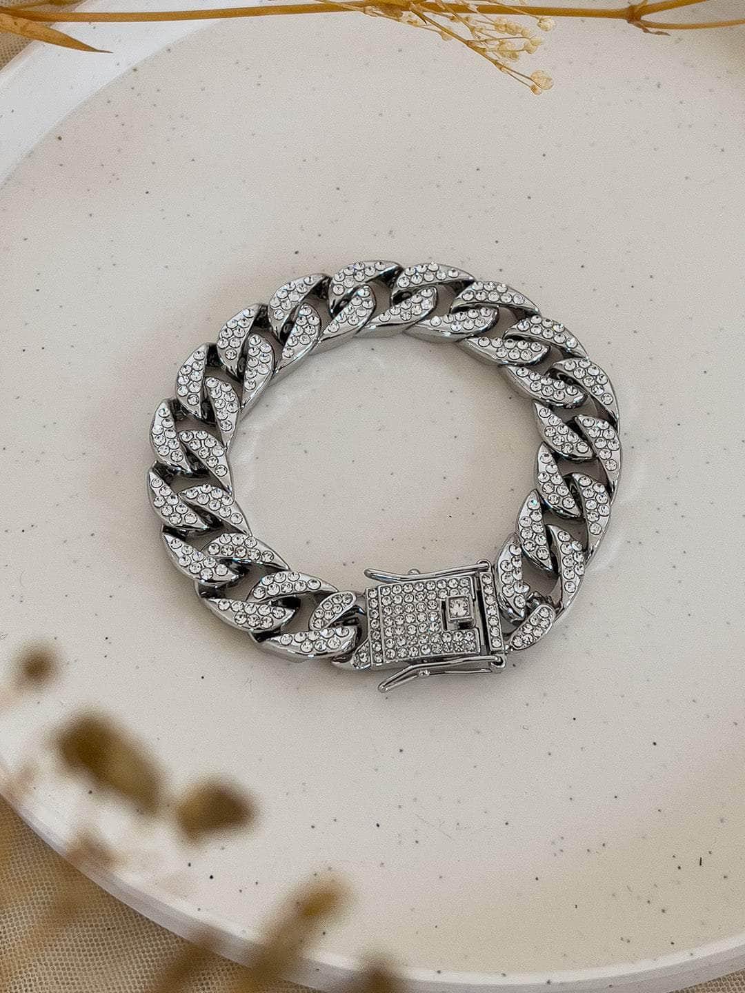 Ishhaara New American Style Rhinestone Inlaid Fashion Bracelet