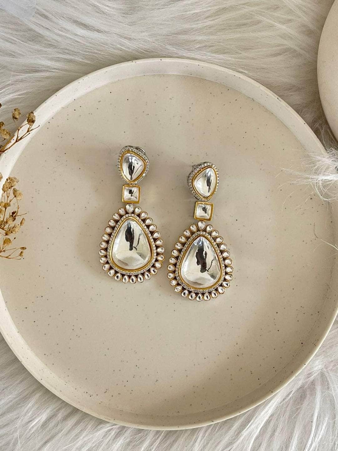 Ishhaara Niharika In Embellished Double Polki Earrings