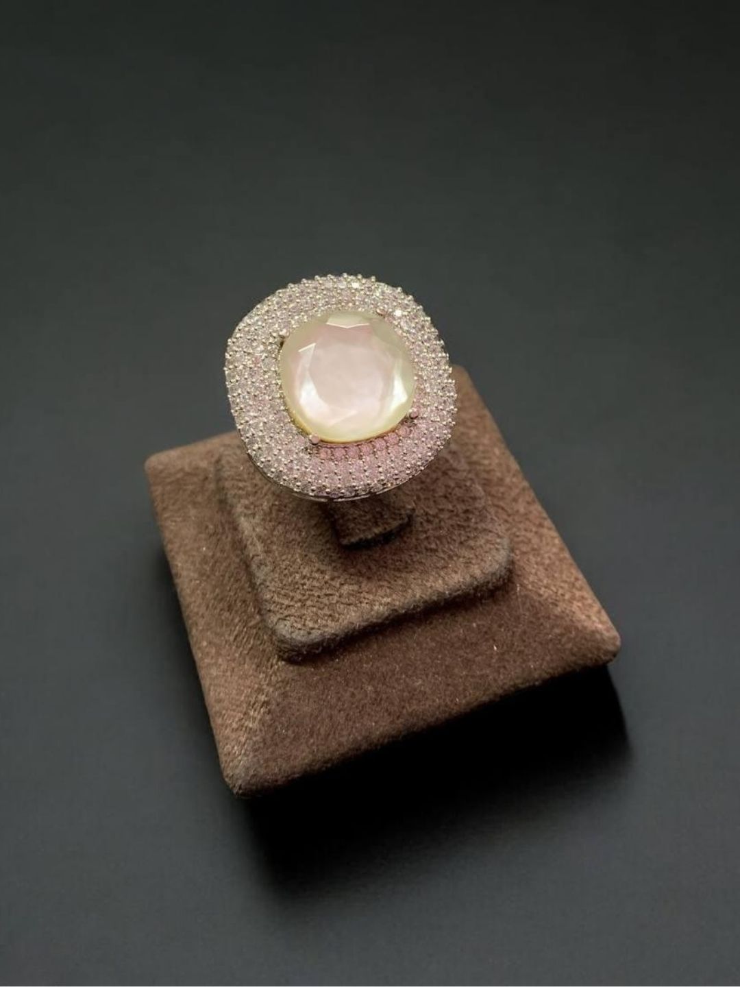 Ishhaara Off White Moonstone Diamond Ring