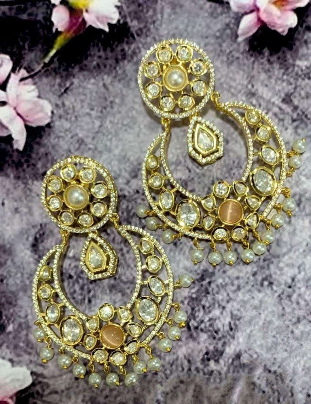 Ishhaara Chandbali Moti Kundan Earring