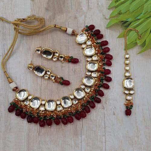 Ishhaara Oval Big Kundan Set