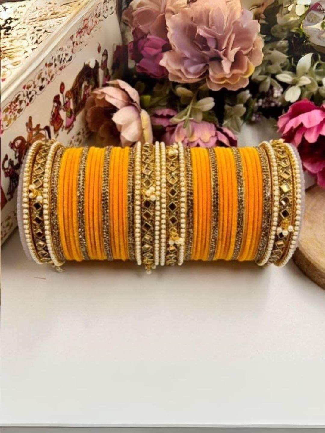 Ishhaara Premium Velvet Chooda