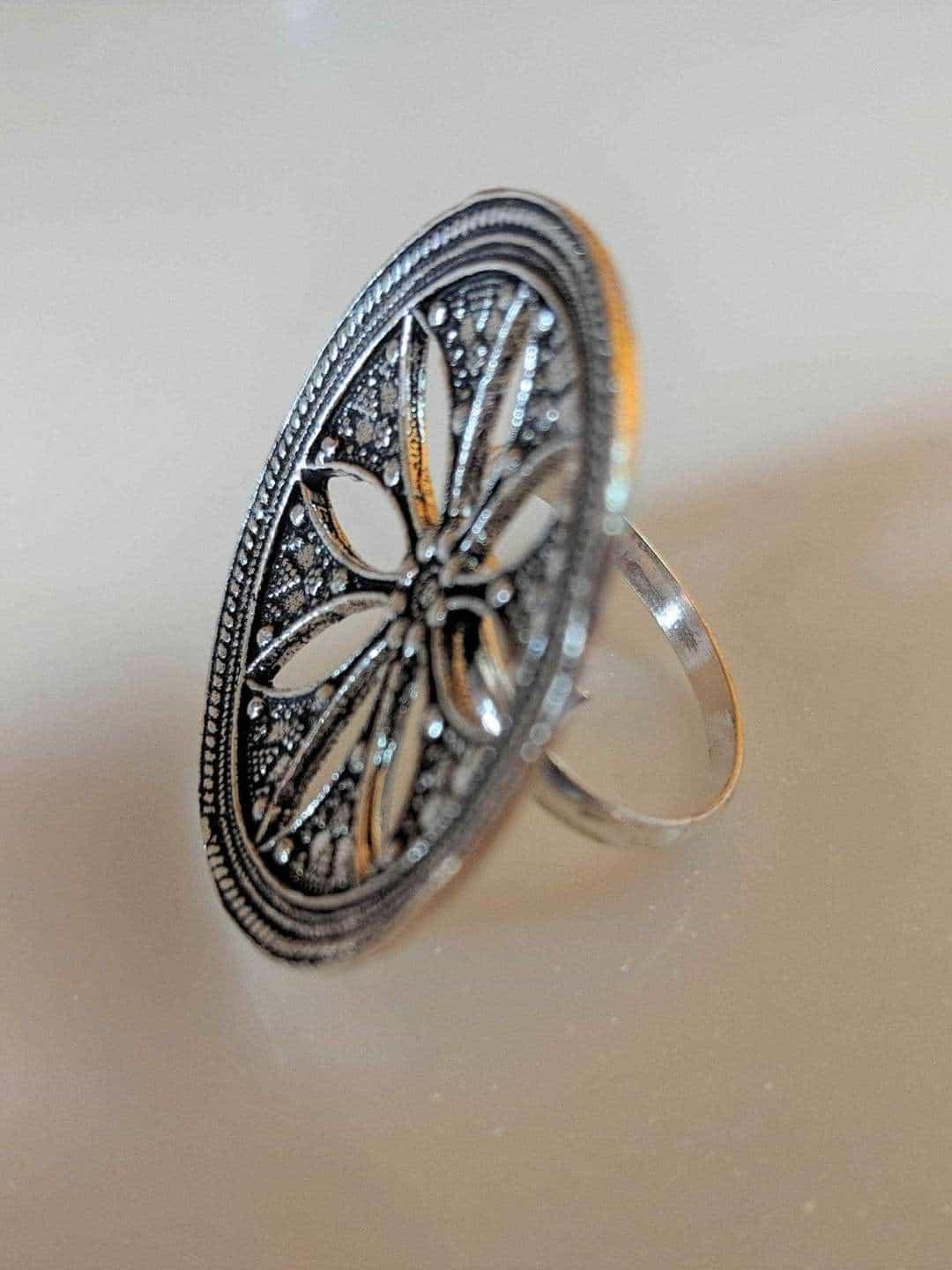 Ishhaara Oxidised Heart Chakra Ring