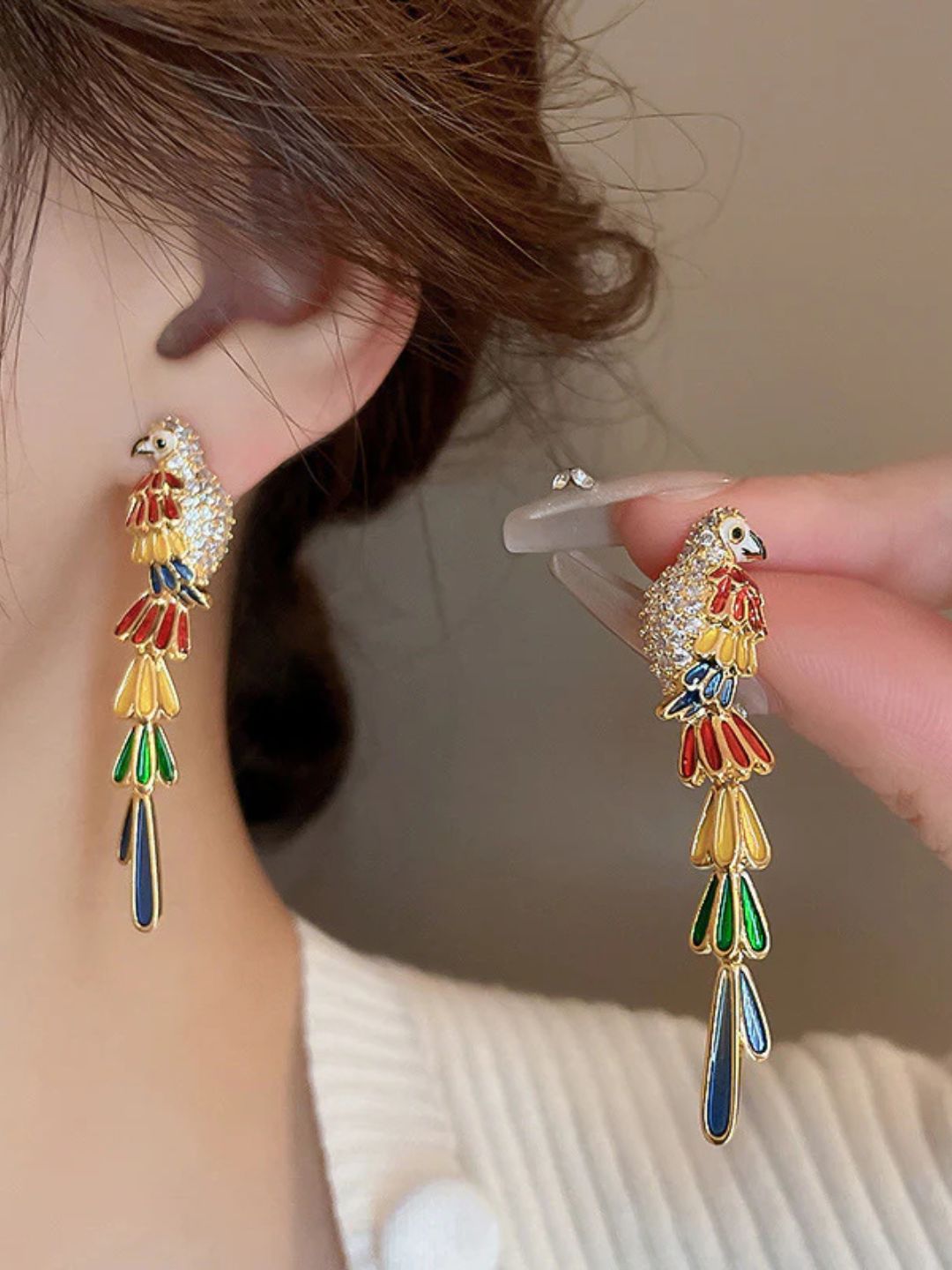Ishhaara Parrot Earring
