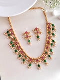 Ishhaara Pearl And Kemp Necklace With Earrings