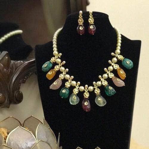 Ishhaara Pearl Split Multi Stone Simple Necklace