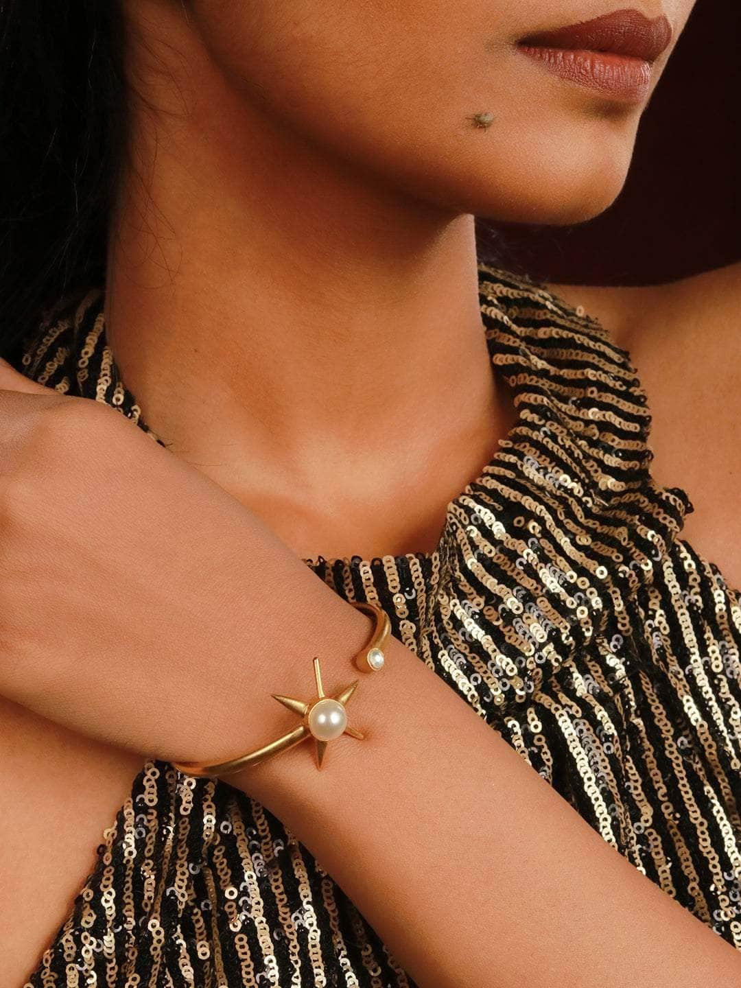 Ishhaara Pearl Sunflower Bracelet