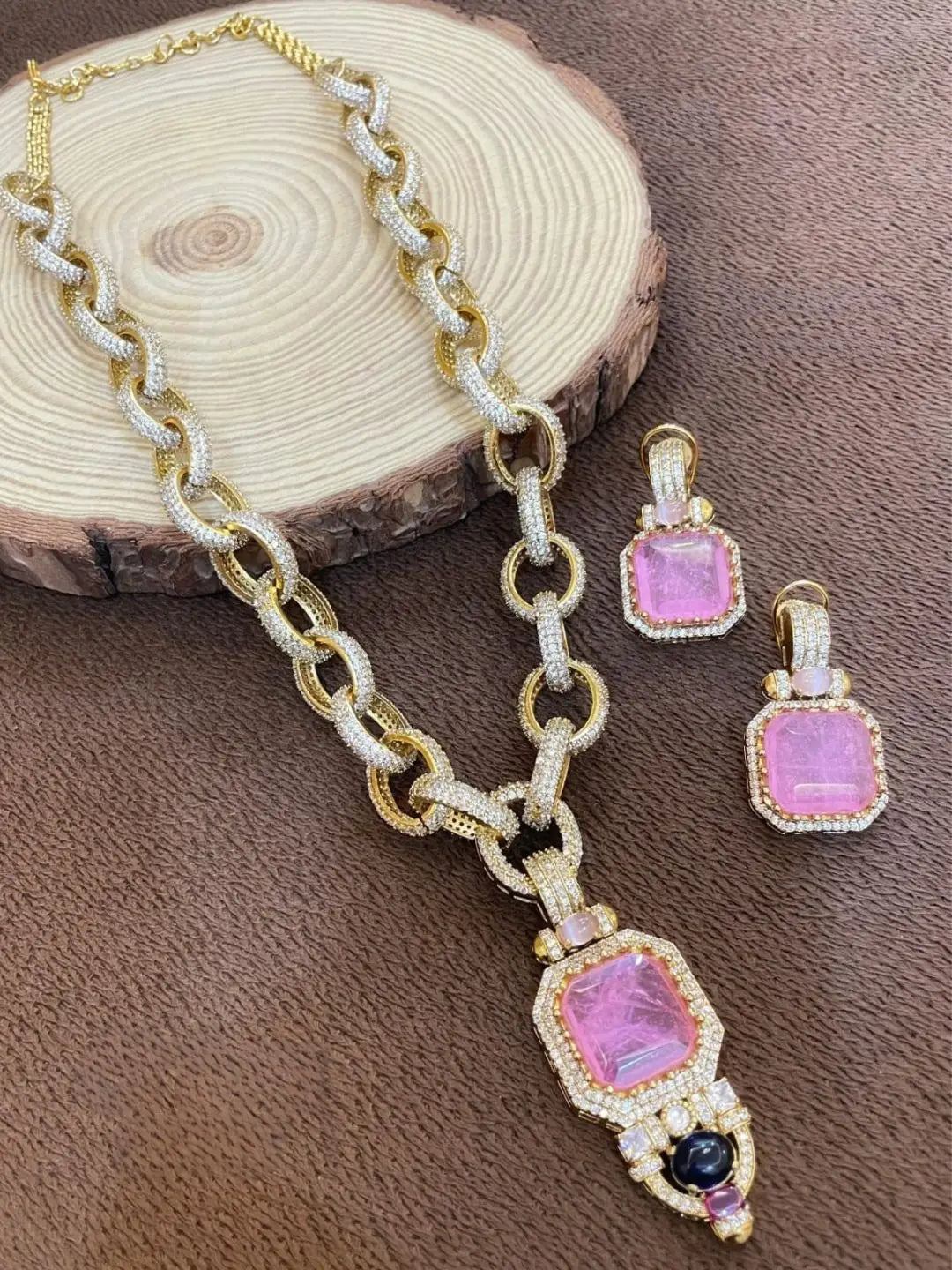 Ishhaara Yellow American Diamond Doublet Stone Necklace Set