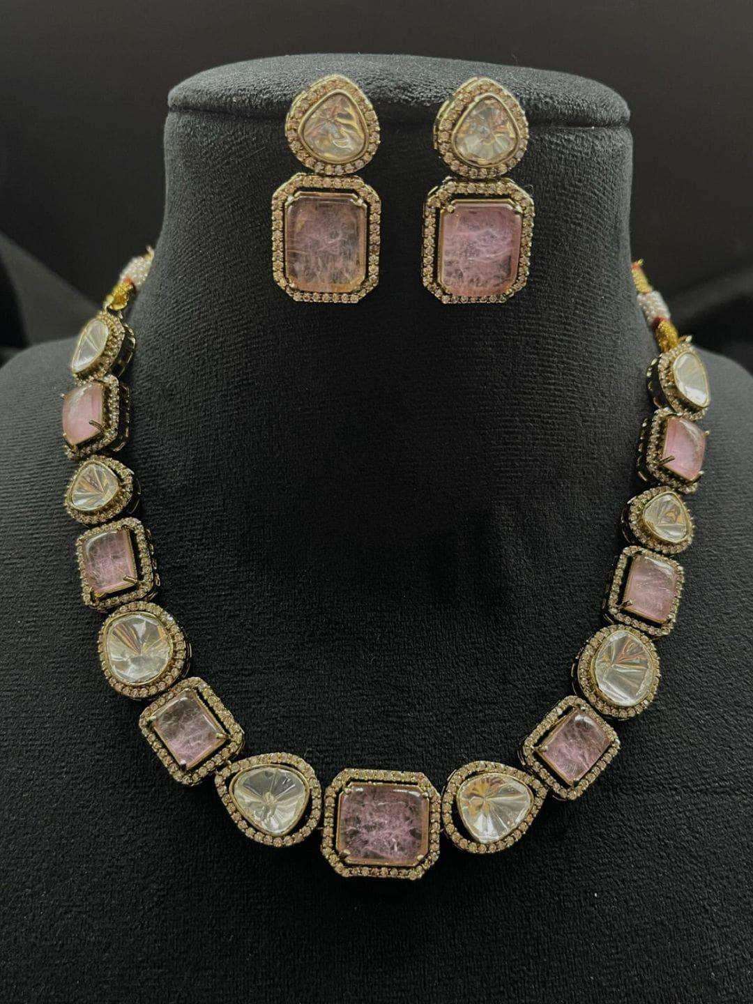 Ishhaara Doublet Stone And Moissanite Necklace Set