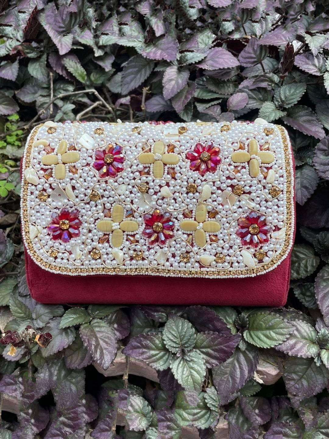 Ishhaara Embroidered Ethnic Clutch Bag