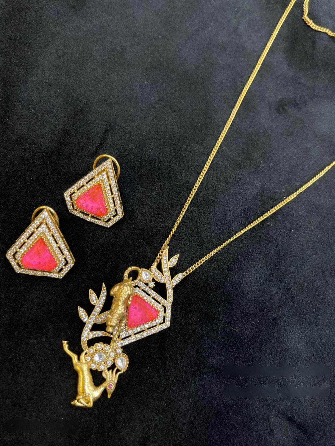 Ishhaara Graceful Triangle Shaped Polki Necklace