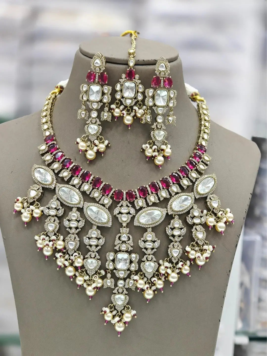 Ishhaara Traditional Rajwadi Polki Choker Necklace