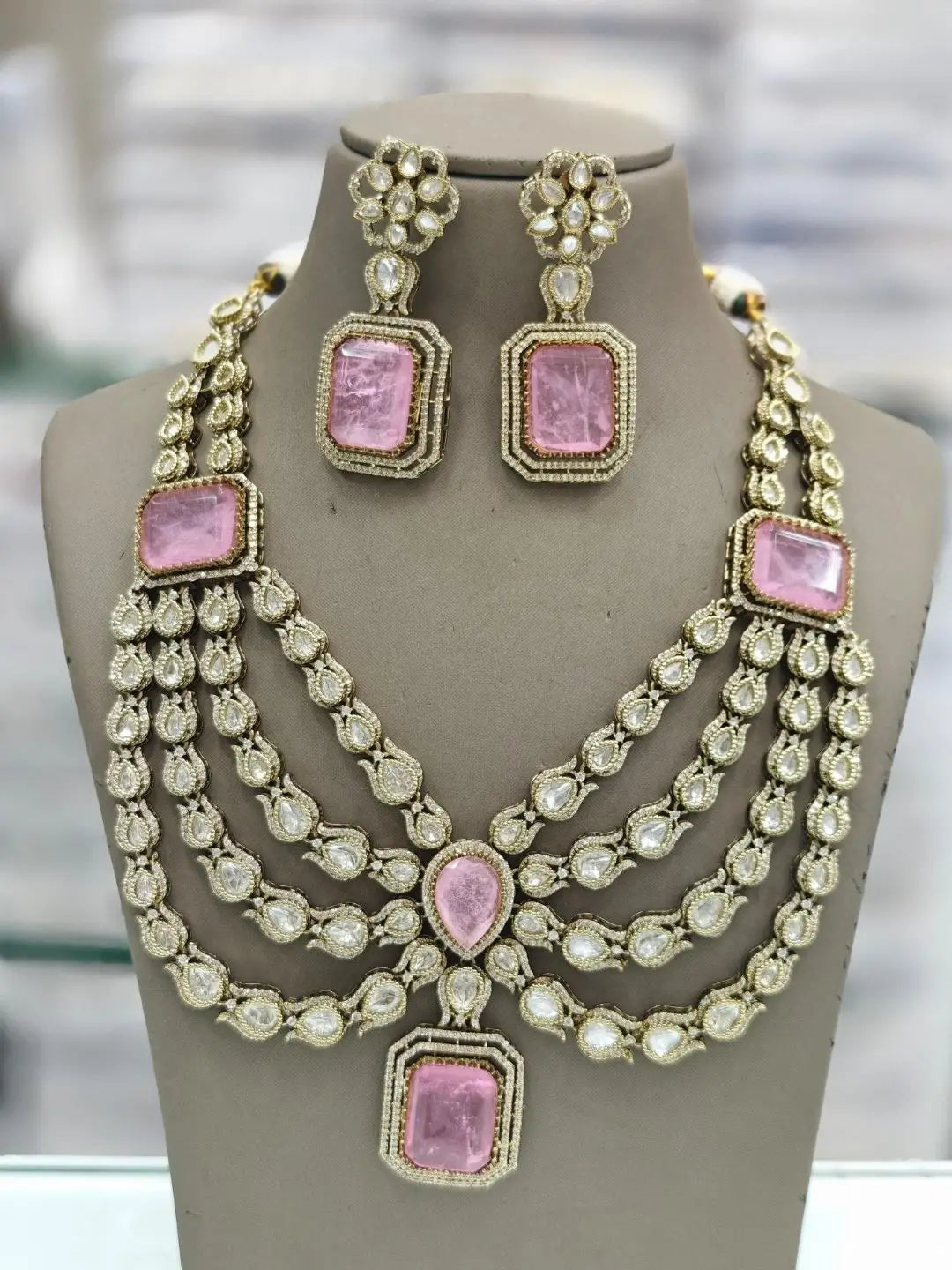 Ishhaara Green Victorian Doublet Stone Studded Layered Necklace