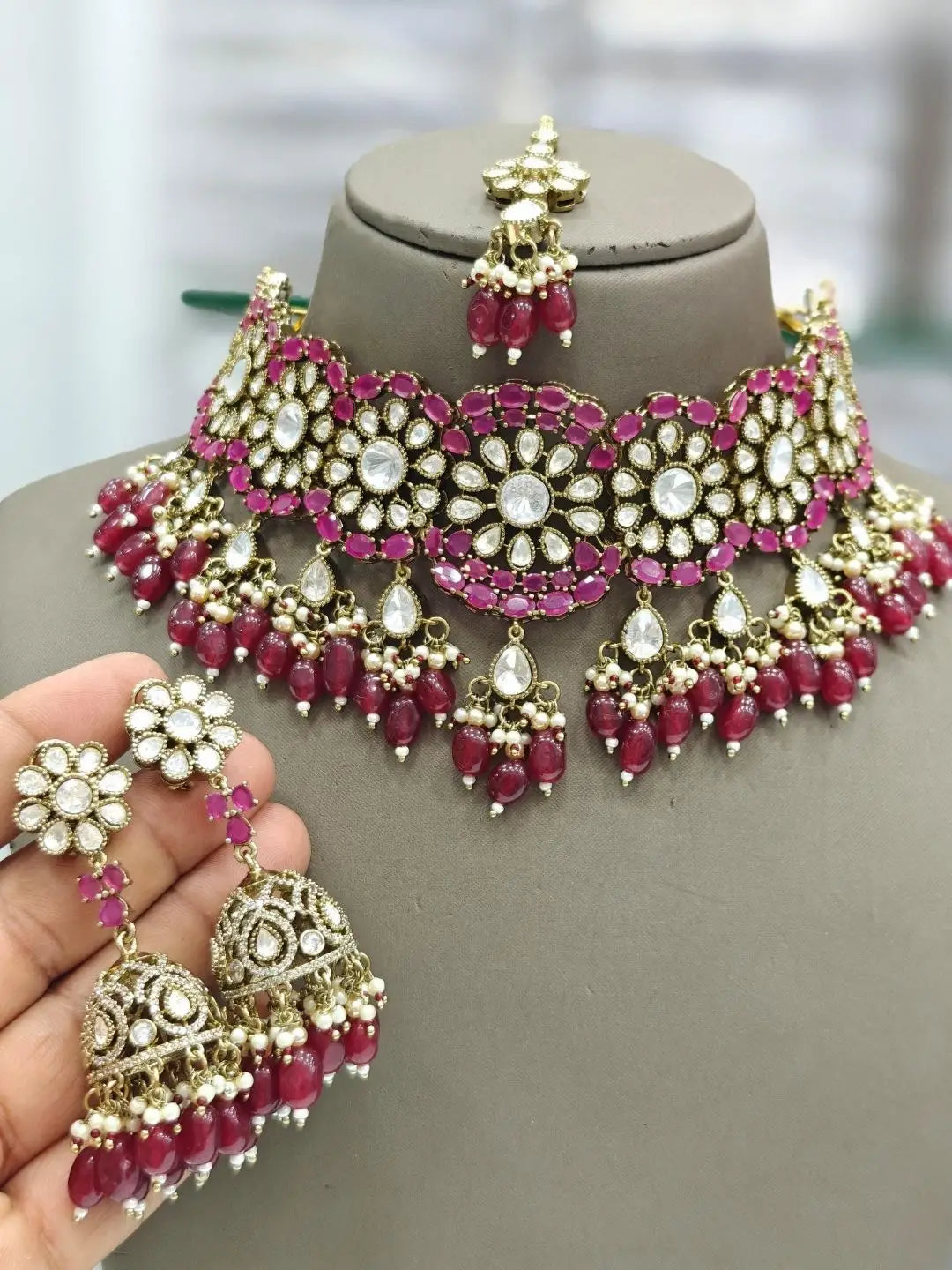 Ishhaara Pink Victorian Floral Shaped Polki Kundan Necklace