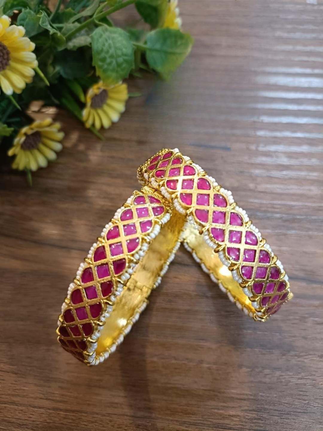 Ishhaara Pola Styled Pachi Kundan Bangles