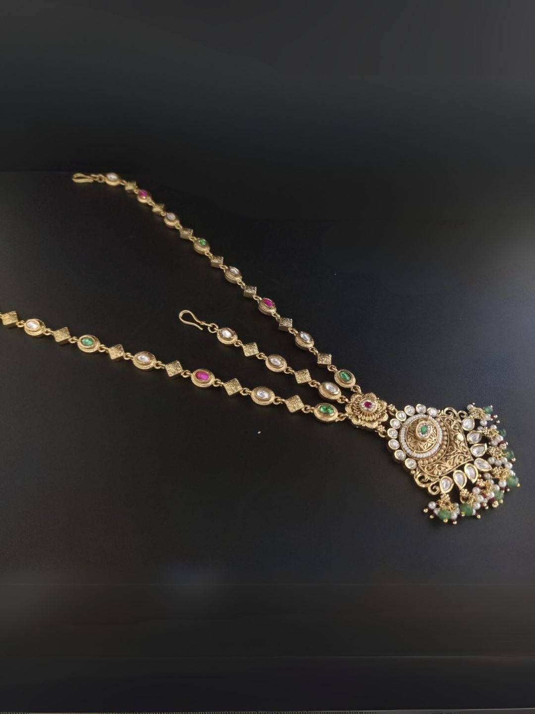 Ishhaara Polki Antique Mathapatti
