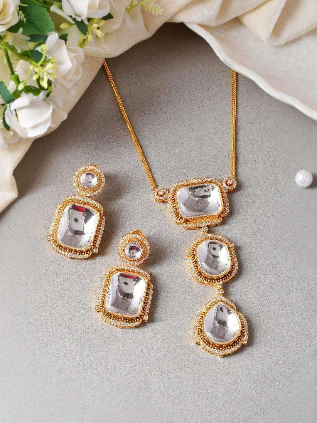 Ishhaara Polki Chunkey Pendant Necklace Set