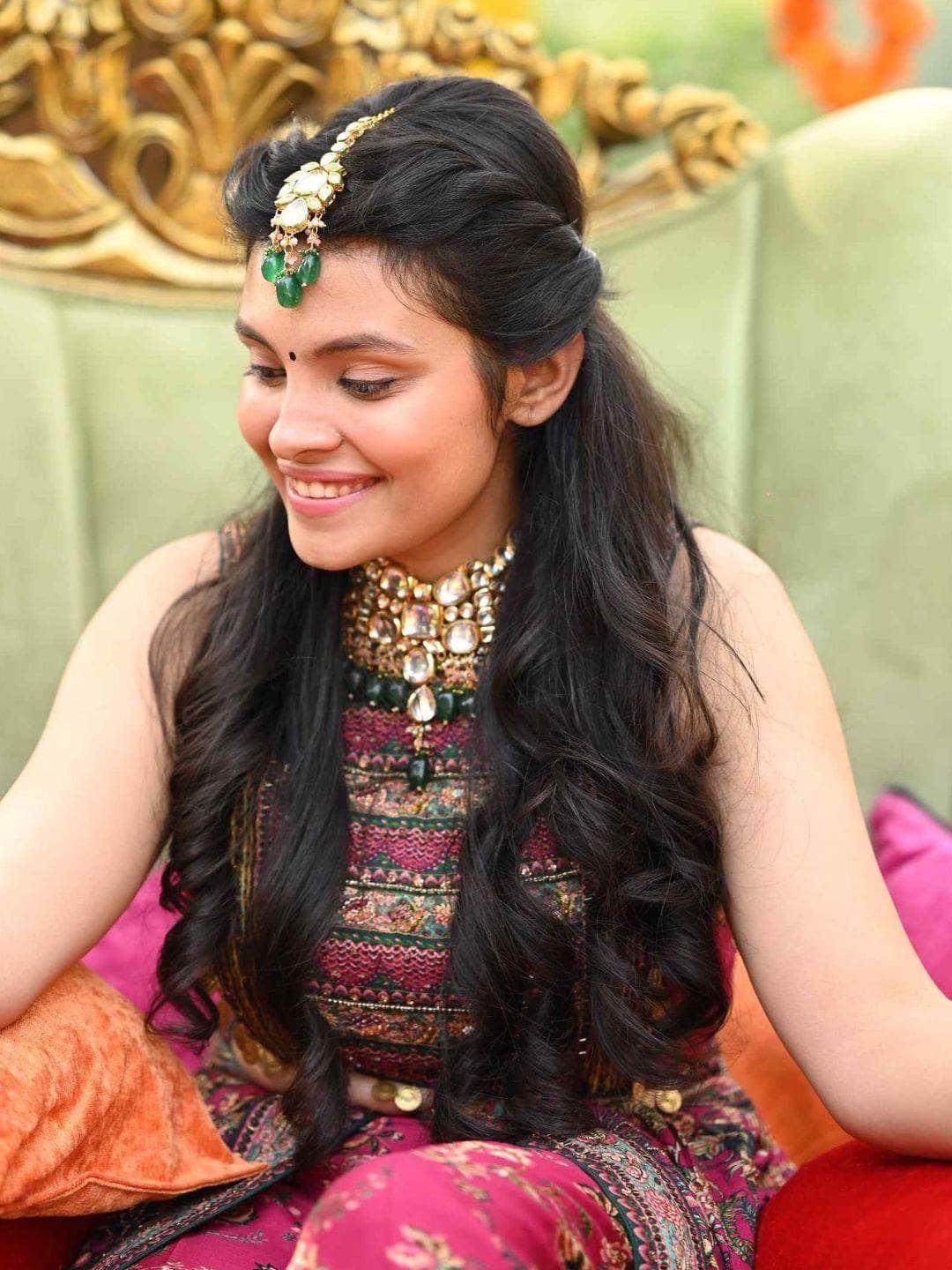 Ishhaara Prachi Dwivedi In  Kundan Bridal Necklace with Teeka