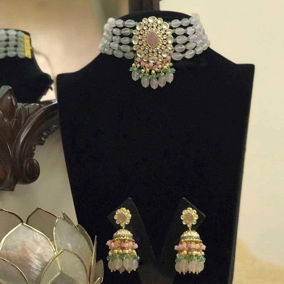 Ishhaara Oval Stone Shape Choker